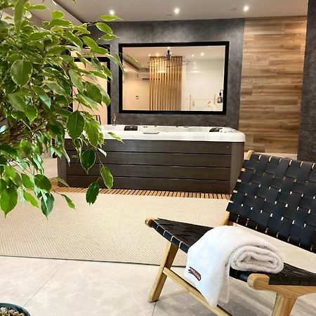 Plouvain Domaine Natureza Suite Momento מראה חיצוני תמונה