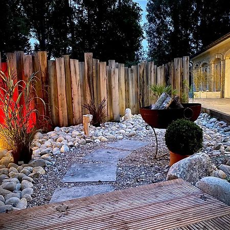 Plouvain Domaine Natureza Suite Momento מראה חיצוני תמונה