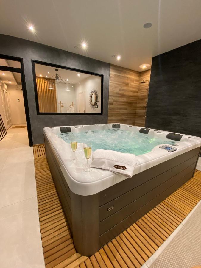 Plouvain Domaine Natureza Suite Momento מראה חיצוני תמונה