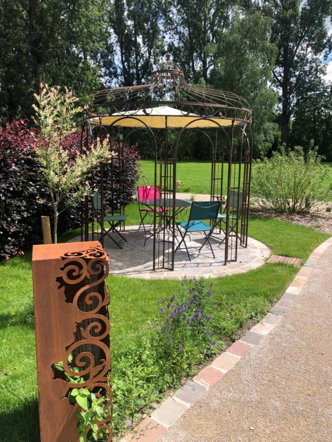 Plouvain Domaine Natureza Suite Momento מראה חיצוני תמונה